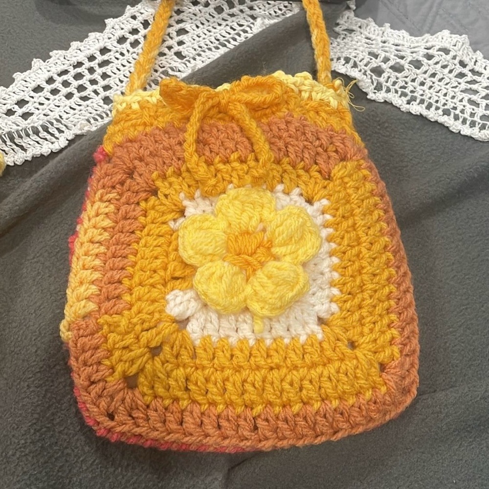 Small Handmade Crochet Bag. Perfect to carry phones! - Picture 4 of 5